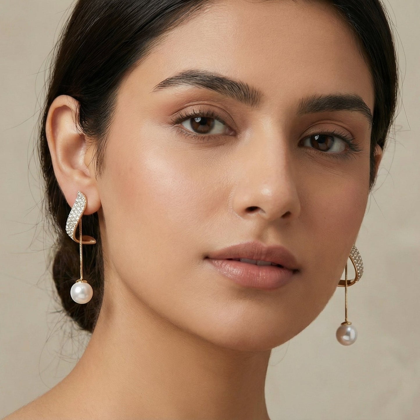 CRYSTAL PEARL EARRING