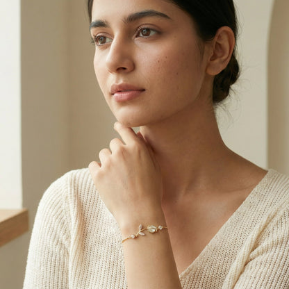 ELARA TULIP BRACELET