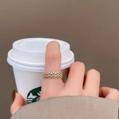 CELESTIAL MESH RING