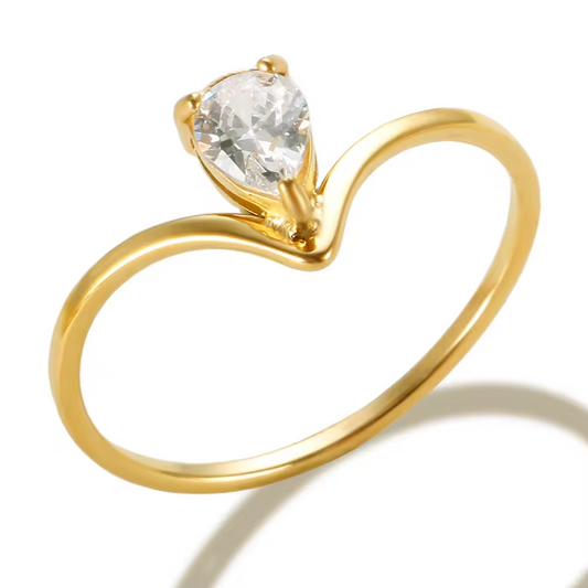 CRYSTAL DIAMOND RING