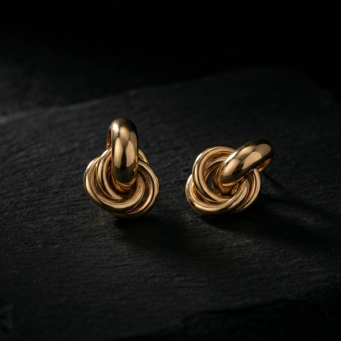 AURELIA KNOT EARRINGS
