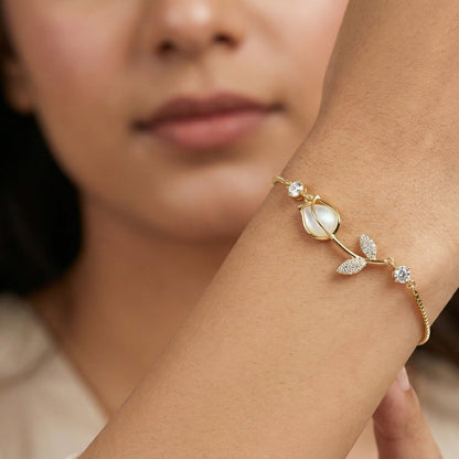 ELARA TULIP BRACELET