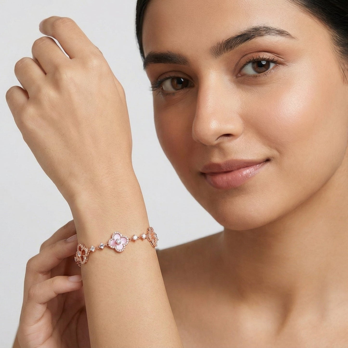 SAKURA PINK CLEEF BRACELET