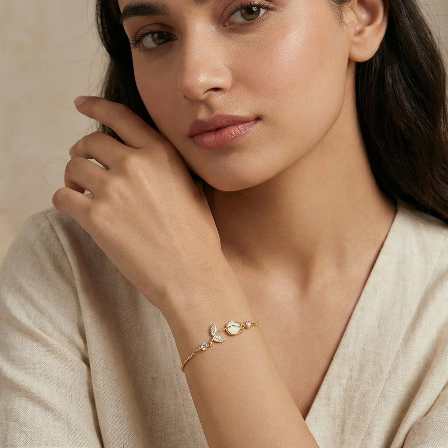 ELARA TULIP BRACELET